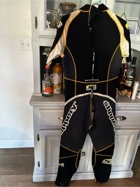 Simplicity Men’s Black and Yellow Full Swim Rash Guard Wetsuit